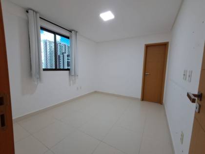 RES. NO JARDIM OCEANIA | 3 SUÍTES, ANDAR ALTO E A POUCOS METROS DA PRAIA