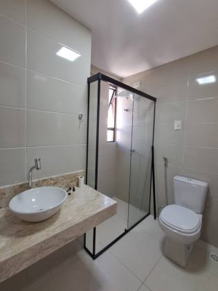 RES. NO JARDIM OCEANIA | 3 SUÍTES, ANDAR ALTO E A POUCOS METROS DA PRAIA