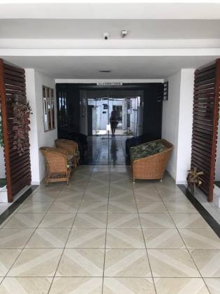 Apartamento à venda com 2 quartos, 1 suíte e 1 vaga no Aeroclube - João Pessoa/PB