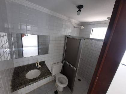 Apartamento térreo à venda com 3 quartos, 1 suíte e 1 vaga no Bessa - João Pessoa/PB