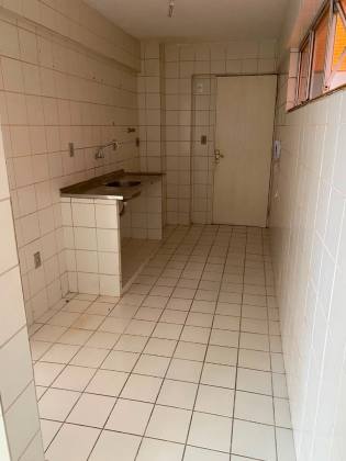Apartamento à venda com 3 quartos e 1 vaga de garagem no Expedicionários - João Pessoa/PB