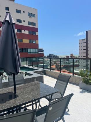 Apartamento à venda com 2 quartos, 1 suíte e 1 vaga em Intermares - Cabedelo/PB