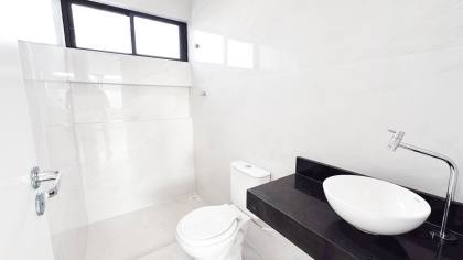 Excelente Casa em Condomínio Fechado