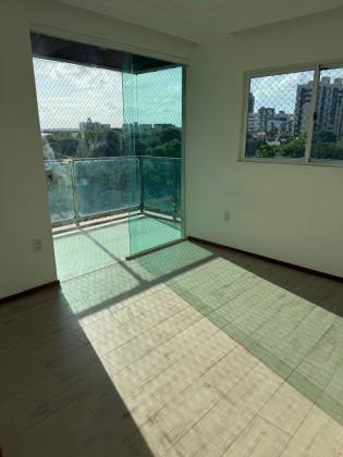 Apartamento à venda com 3 quartos, 1 suíte e 2 vagas em Intermares - Cabedelo/PB