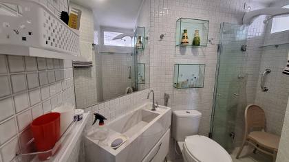 Apartamento todo reformado a venda 03 quartos em Manaira