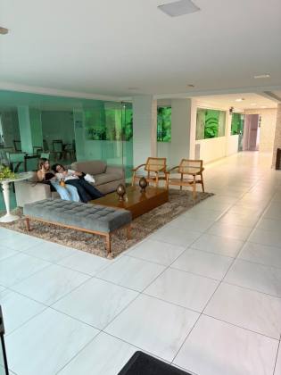 Apartamento Para Alugar com 2 quartos no Altiplano em João Pessoa