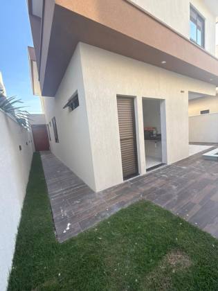 CASA EM SUNVILLE RESIDENCE