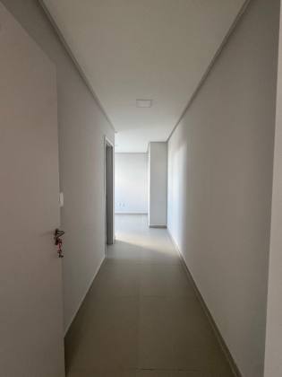 Uma casa contemporânea, elegante e funcional, pensada para quem valoriza conforto, privacidade e arquitetura.