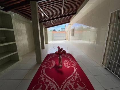 Casa à venda com 3 quartos, 1 suíte e 2 vagas em Monte Castelo - Cabedelo/PB