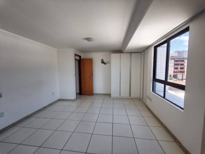 Apartamento à Venda em Manaíra | Amplo, 3 Suítes e 2 Vagas de Garagem