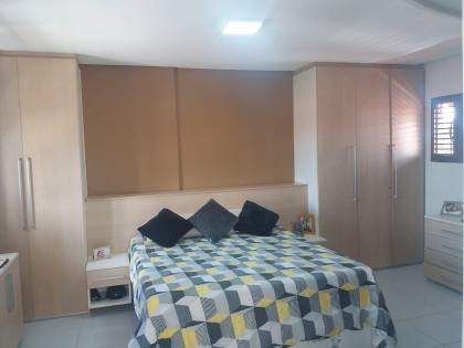 LOCAÇÃO DE EXCELENTE CASA NO TREZE DE MAIO 