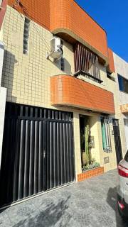 Casa no José Conrado de Araújo