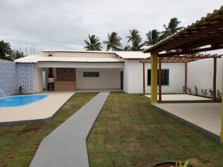 CASA EM RUA PÚBLICA NO MOSQUEIRO