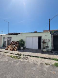 Casa na Farolândia