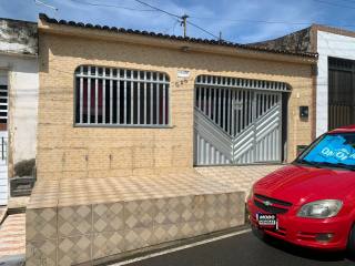 Casa no Eduardo Gomes