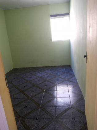 CASA NO EDUARDO GOMES