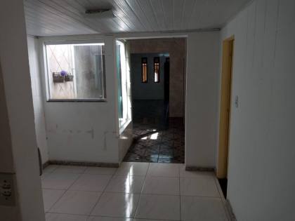 CASA NO EDUARDO GOMES