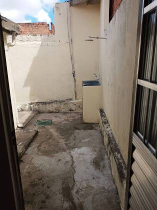 CASA NO EDUARDO GOMES