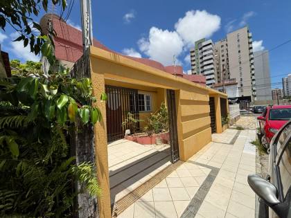 CASA RUA PÚBLICA NO GRAGERU