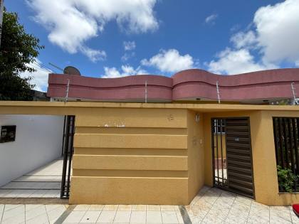 CASA RUA PÚBLICA NO GRAGERU