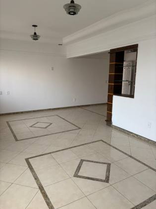 CASA RUA PÚBLICA NO GRAGERU