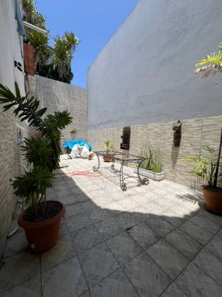 CASA EM PARQUE DOS COQUEIROS