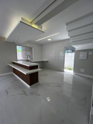 CASA NO CONDOMÍNIO FRAGATTA
