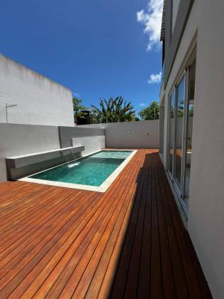CASA NO CONDOMÍNIO FRAGATTA