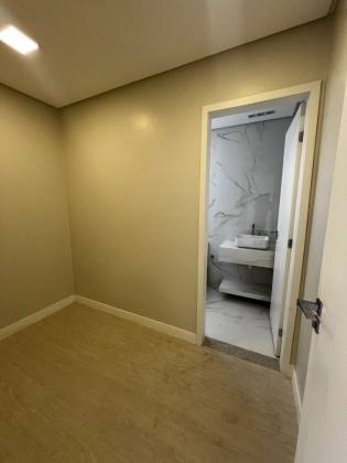 CASA NO CONDOMÍNIO FRAGATTA