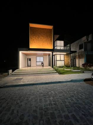 CASA NO SOL E PRAIA