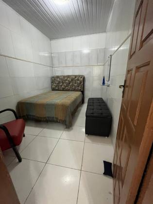 CASA NO BAIRRO INDUSTRIAL
