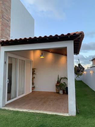 CASA EM ALPHAVILLE SERGIPE