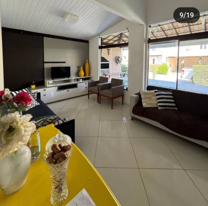 CASA EM CONDOMÍNIO VIVA A VIDA