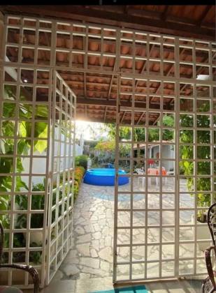 CASA EM RUA PÚBLICA - JARDINS