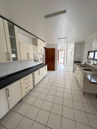 MANSÃO TRAMANDAÍ