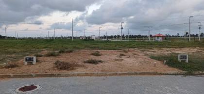 LOTE DE CONDOMÍNIO VILLAREDO BARRA