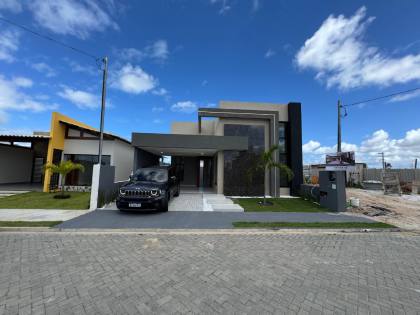 CASA NO CONDOMÍNIO PADANG