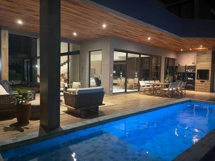 CASA EM RESIDENCIAL ÁGUAS CLARAS