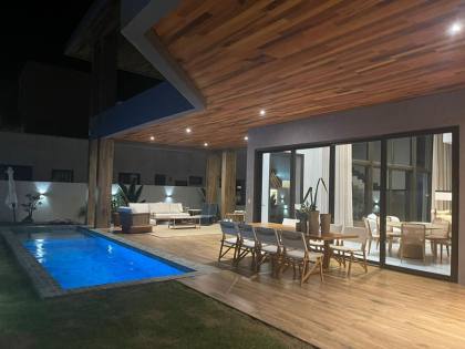 CASA EM RESIDENCIAL ÁGUAS CLARAS