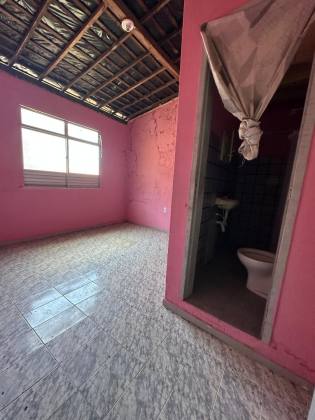 CASA NO SANTO ANTÔNIO