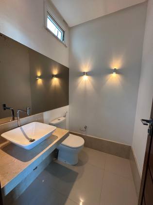 CASA EM CONDOMÍNIO RAVINES