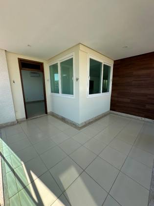CASA EM CONDOMÍNIO RAVINES