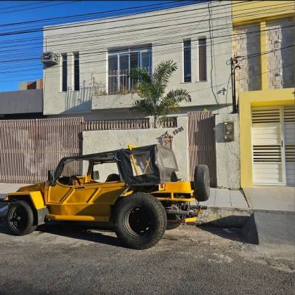 CASA EM RUA PÚBLICA - SUÍSSA