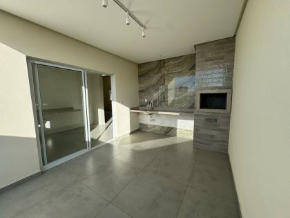 CASA TÉRREA CONTEMPORÂNEA - SOL E PRAIA