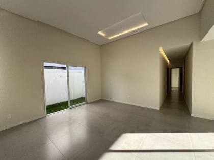 CASA TÉRREA CONTEMPORÂNEA - SOL E PRAIA