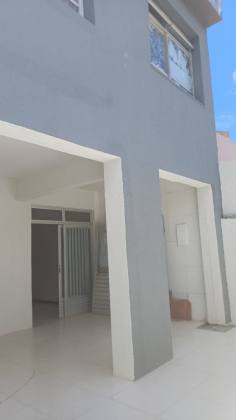 CASA DE ANDAR EM RUA PÚBLICA -  BAIRRO SUÍSSA