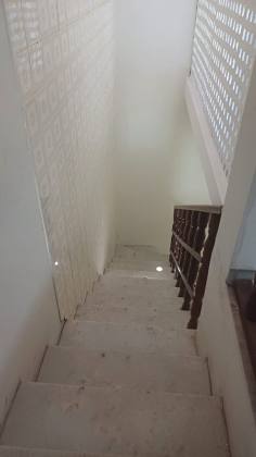 CASA DE ANDAR EM RUA PÚBLICA -  BAIRRO SUÍSSA