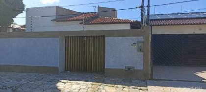 Casa na Coroa do Meio - próximo a Orla