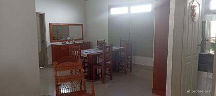 Casa na Coroa do Meio - próximo a Orla