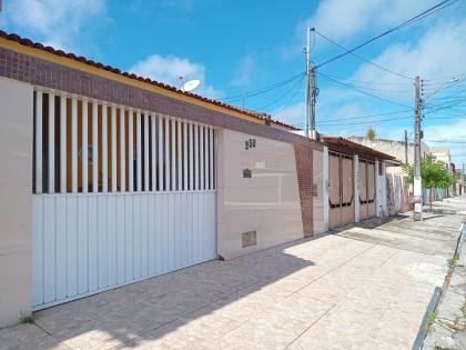 Casa na Jabotiana